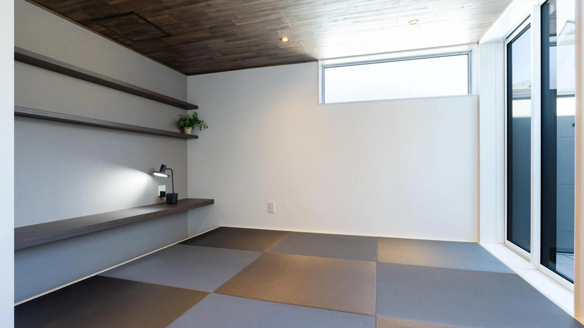 Ichinoe Guesthouse 一之江ゲストハウス Tokio 0*,  Japan