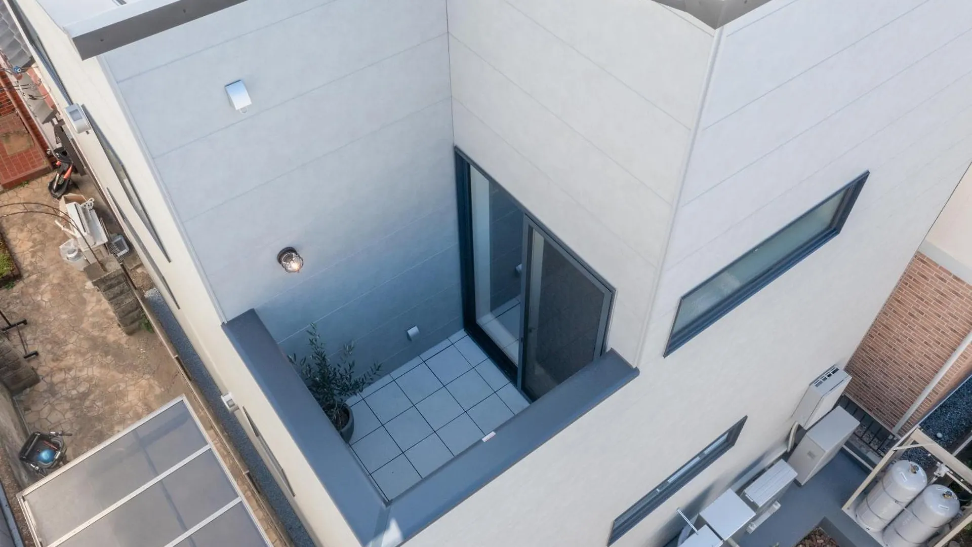 Ichinoe Guesthouse 一之江ゲストハウス Tokio Japan